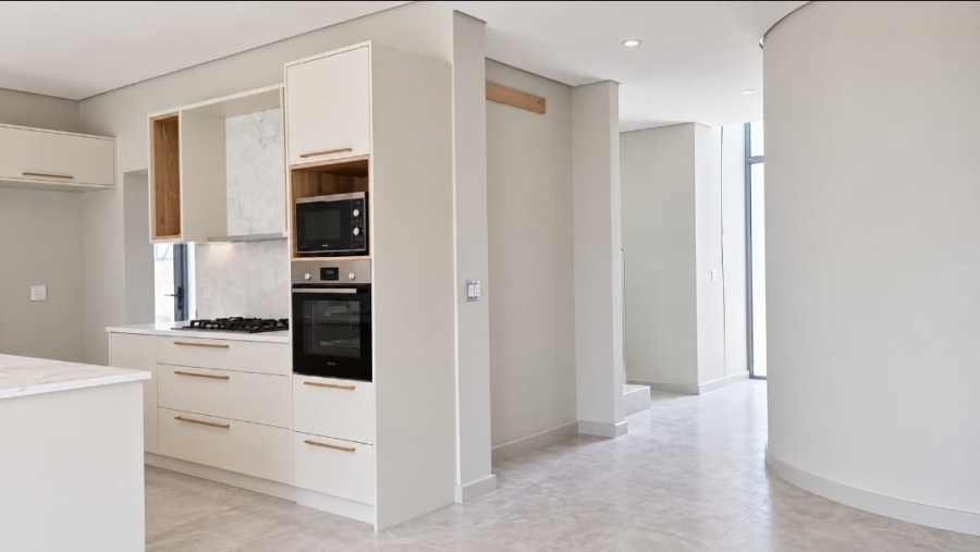 4 Bedroom Property for Sale in Sandown Western Cape